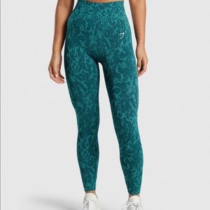 Gymshark Adapt Animal Print Green Butterfly